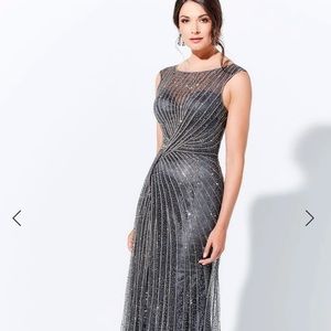 Gorgeous Mother of Bride gown. Style 120D08 Ivonne D for Mon Cheri  Size 6-10